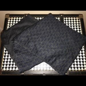 Michael Kors scarf NWOT ❤️❤️